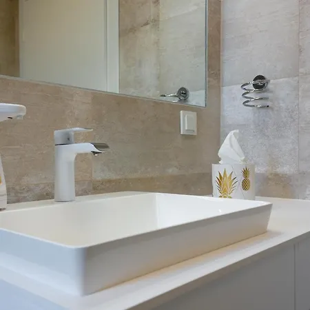 White Luxury *