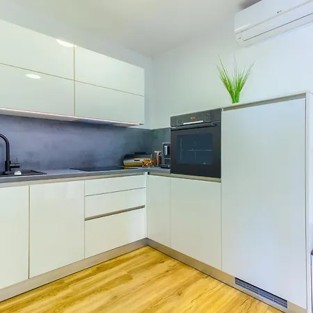 Apartment White Luxury *