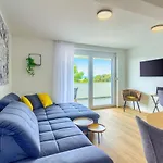 Apartment White Luxury Bibinje